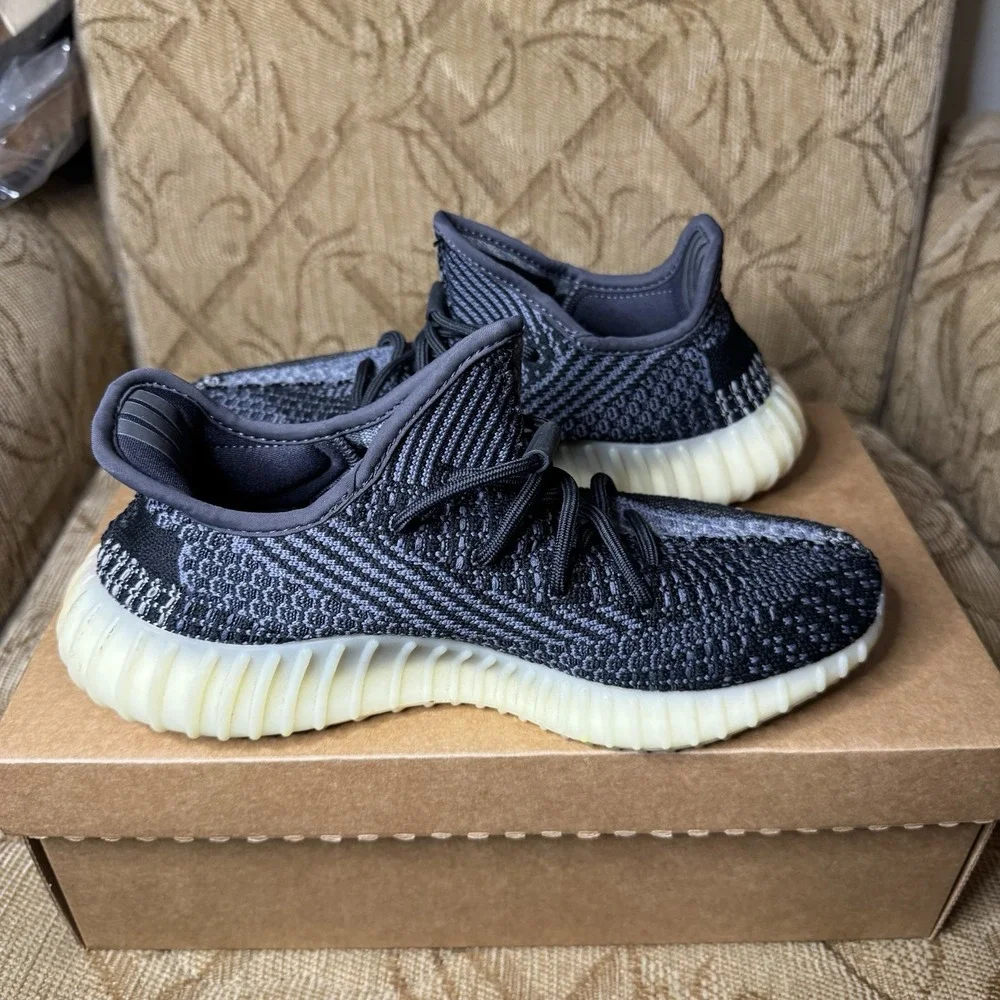Adidas Yeezy‎ Boost 350 V2 Shoes Sneakers Mens Size 7 Black Gray Carbon FZ5000